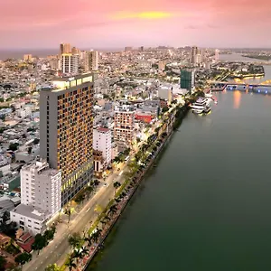 5* ホテル Wink Icon Riverside - Luxury - 24hrs & Rooftop Pool Bar